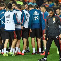 España busca la gloria pasada