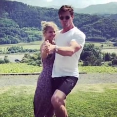 Elsa Pataky celebra sus 42 años bailando Despacito junto a Chris Hemsworth