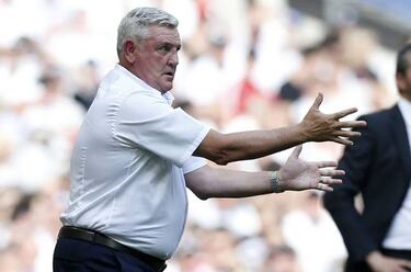 Newcastle replace Benitez with ex-Sunderland boss Bruce