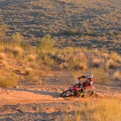 Victoria final de Benavides por delante de Joan Barreda