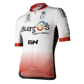 Descubre los 22 maillots de la Vuelta a España 2018