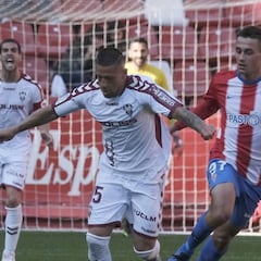 Acuña sufre una lesión muscular en su muslo izquierdo