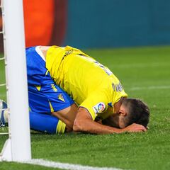 Aprobados y suspensos del Cádiz: desconectar pasa factura