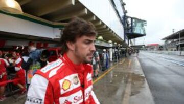 Fernando Alonso tendrá que limitar sus tuits a asuntos personales.