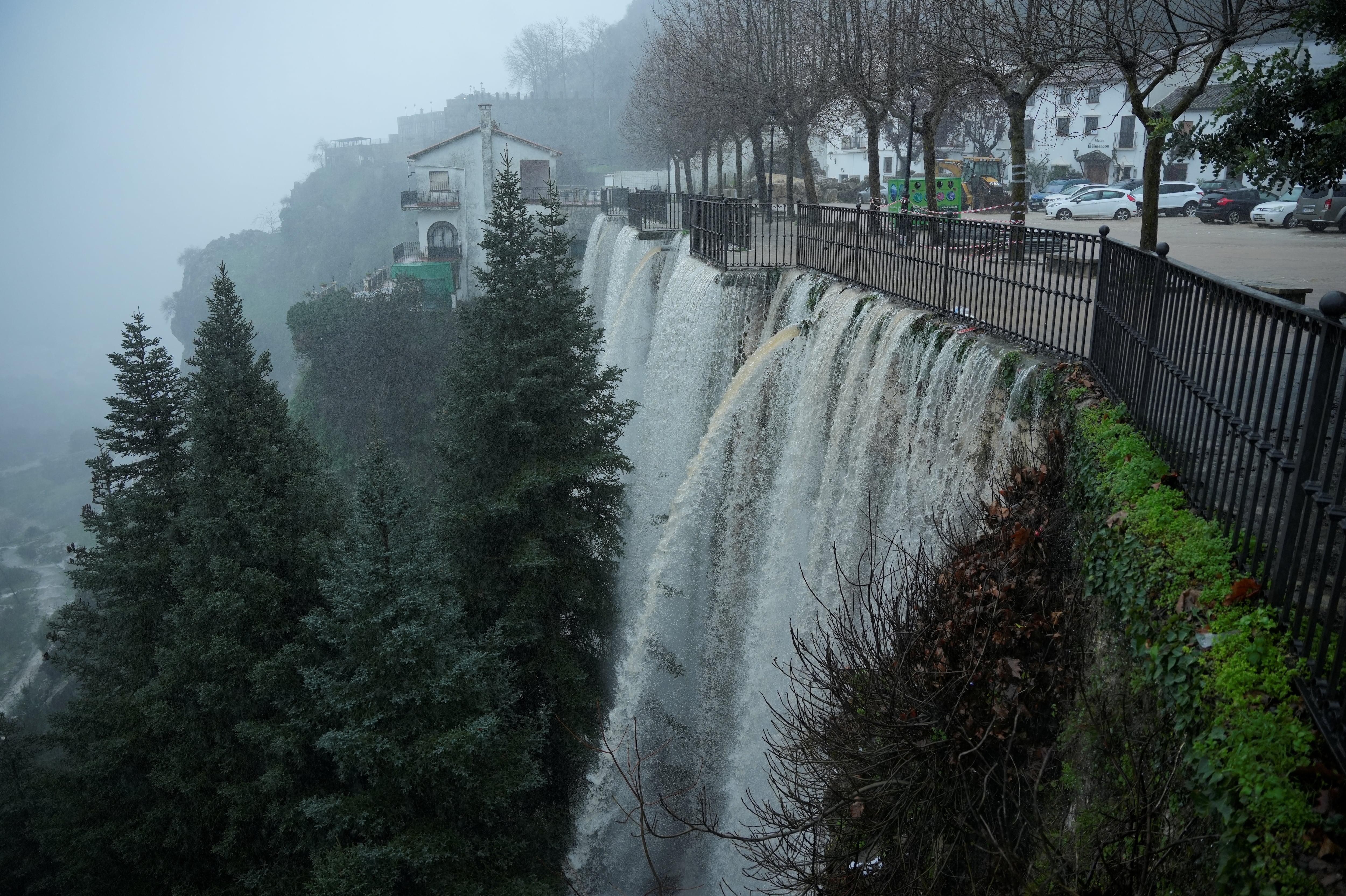 Andalucía, en alerta roja por lluvias torrenciales