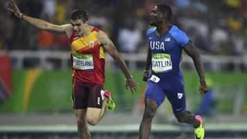El atleta español Bruno Hortelano compite en las semifinales de los 200m masculino de los eventos de atletismo de los Juegos Olímpicos Río 2016.