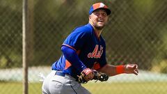 Tim Tebow con la franela de los Mets. 