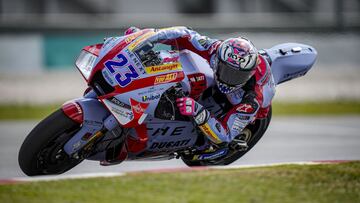 Bastianini lideró en Sepang.