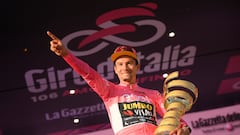 El ciclista esloveno Primoz Roglic ha conquistado su primer Giro de Italia, la cuarta gran vuelta de su palmarés. 