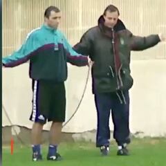 El documento histórico que lleva 1M de visitas: Cruyff enseñando a saltar a la comba a Stoichkov...