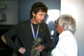 Valentino Rossi con Ecclestone.