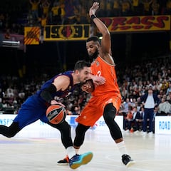 Vesely ilumina al Barça en una noche espesa