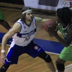 Español supera a Puente Alto y se afianza como escolta