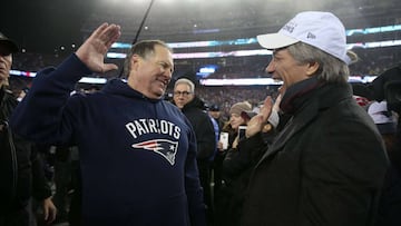 FOXBORO, MA - JANUARY 22: Head coach Bill Belichick of the New England Patriots (L) celebrates with Jon Bon Jovi after the Patriots defeated the Steelers 36-17 to win the AFC Championship Game at Gillette Stadium on January 22, 2017 in Foxboro, Massachusetts.   Patrick Smith/Getty Images/AFP
 == FOR NEWSPAPERS, INTERNET, TELCOS &amp; TELEVISION USE ONLY ==