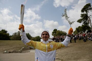 Se realizó la tradicional ceremonia en Olimpia. El primer deportista en portar la antorcha ha sido el griego Apostolos Aggelis.