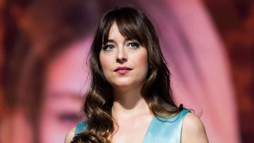 The singer’s representative has confirmed to ‘People’ that the latest rumours about her relationship with the Coldplay singer are completely false.