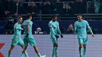 Soccer Football - Champions League - Group H - Royal Antwerp v FC Barcelona - Bosuilstadion, Antwerp, Belgium - December 13, 2023 FC Barcelona's Ferran Torres celebrates scoring their first goal with teammates REUTERS/Yves Herman