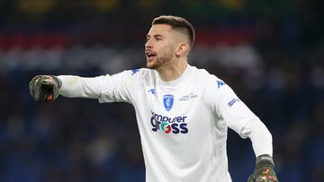 ROME, ITALY - FEBRUARY 04: Guglielmo Vicario of Empoli FC reacts during the Serie A match between AS Roma and Empoli FC at Stadio Olimpico on February 04, 2023 in Rome, Italy. (Photo by Paolo Bruno/Getty Images)