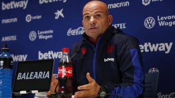 12/09/19 RUEDA DE PRENSA PACO LOPEZ
LEVANTE UD