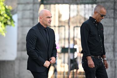 Roberto Martínez llega al funeral de Diogo Jota y su hermano André Silva en la Igreja Matriz de Gondomar el 5 de julio de 2025 en Gondomar, Portugal.