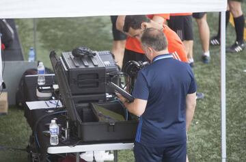 27/05/18 | VAR practice in Boadilla del Monte (Madrid) ahead of LaLiga 2018/19.