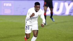 Vinicius, jugador del Real Madrid, celebra su gol a la Real Sociedad.