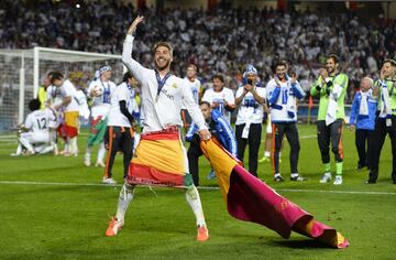 Champions League (Real Madrid 2014, 2016, 2017 y 2018) y Campeón del Mundo con España en 2010.