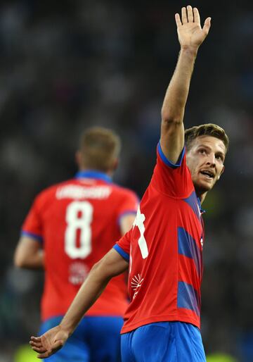2-1. Patrik Hrosovsky celebr¨® el primer gol.