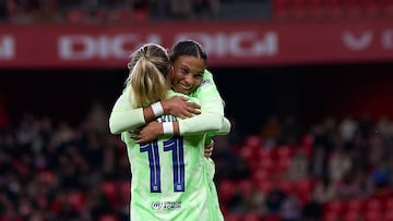 Vicky hace de heredera de Alexia en La Catedral