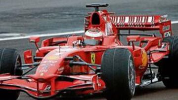 El F2008, el nuevo coche de Raikkonen, ya rueda por las pistas