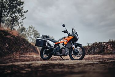 Con la KTM 890 adventure supera todos los límites