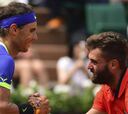 Nadal revienta a Paire en su primer paso hacia la Décima