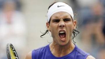 <b>PASO A PASO. </b>Rafa celebra la victoria sobre el alemán Phau.