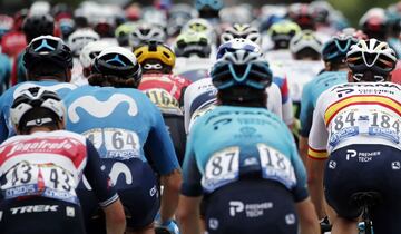 Omar Fraile, Ion Izaguirre del Premier Tech Astana y Kenny Elissonde.