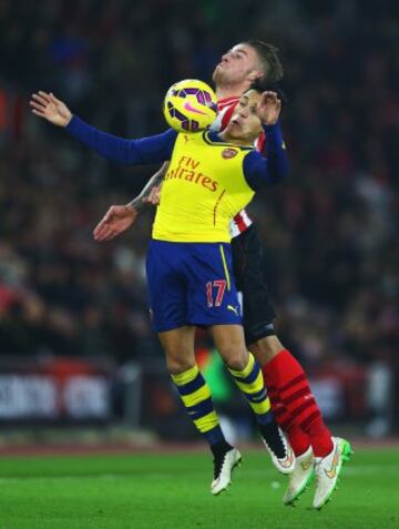 Alexis Sánchez fue titular en la derrota del Arsenal ante Southampton. 