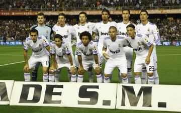 Once inicial del Real Madrid en la final de Copa disputada en 2010 ante el FC Barcelona en Mestalla.