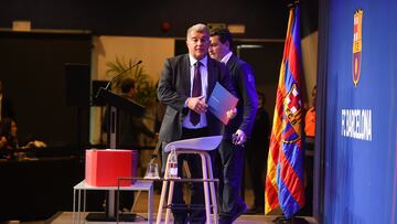Joan Laporta, presidente del Barcelona, en su comparecencia ante los medios para dar explicaciones por el 'Caso Negreira'.