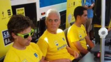 Contador, al fondo de Sagan y Tinkoff.