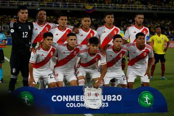 Colombia derrotó a Perú en su segundo partido del campeonato, sumando así sus primeros tres puntos.