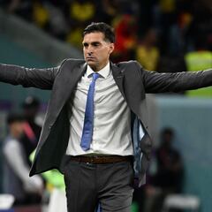 Oficial: Diego Alonso, técnico del Sevilla hasta el final de temporada