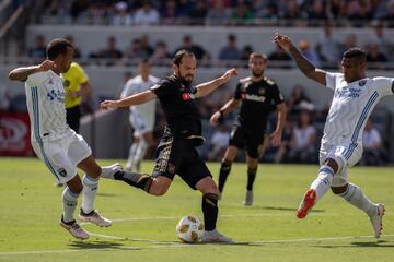 El ahora jugador de Alajuelense, el Tico, Marcos Ureña ganó en 2018 294,413 dólares con Los Angeles FC.
