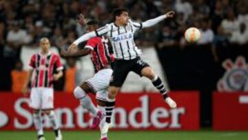 En el partido de ida entre ambos equipos, Corinthians venci&oacute; 2-0 a Sao Paulo. 