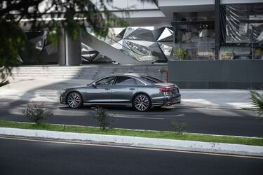 Audi A8 2023, disponible en México: el sedán grande premium es corregido y aumentado