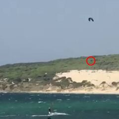 Un español podría haber batido un increíble récord del mundo de kite en Tarifa
