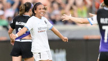 La delantera que jugó para Chivas en la Liga MX y que ganó el campeonato con Tigres, ahora regresa la NWSL para una segunda etapa en Texas.