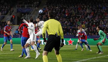 El 7 de noviembre de 2018, en la vuelta de Champions, Benzema marcó dos goles. En la imagen, el 0-3.