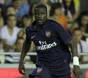 Eboue: "Es un honor que el Barcelona se fije en mí"