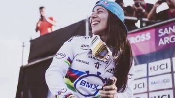 Gw le hace un video a mariana apoyando su regreso a las canchas