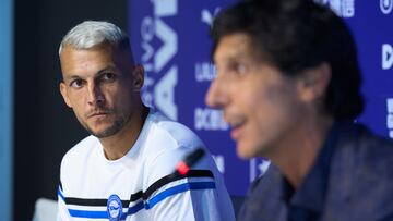 Stoichkov en la presentación.