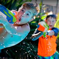 Reunimos las mejores pistolas de agua Nerf para divertirse este verano